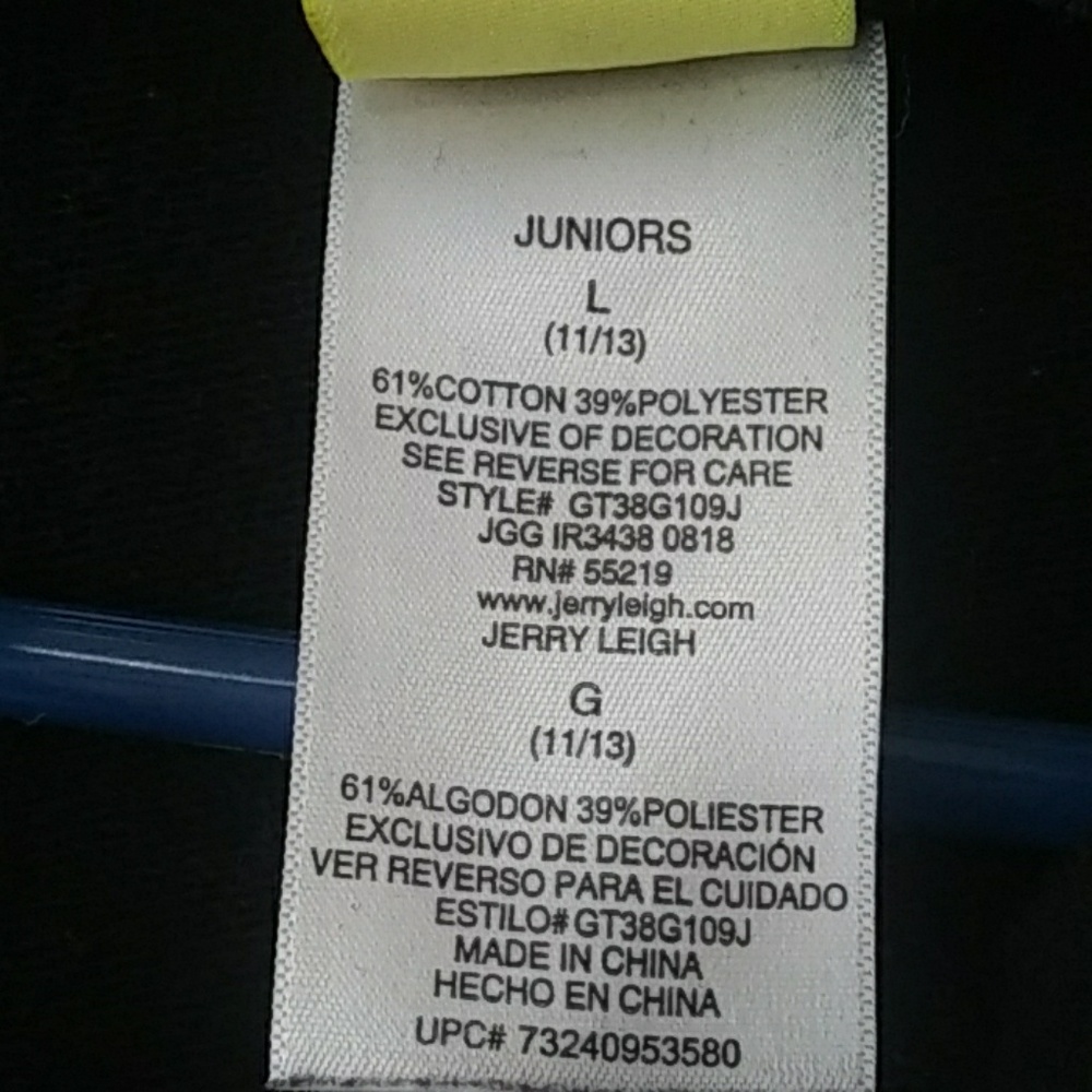 4/20  Disney sweatshirt - Picture 3 of 4